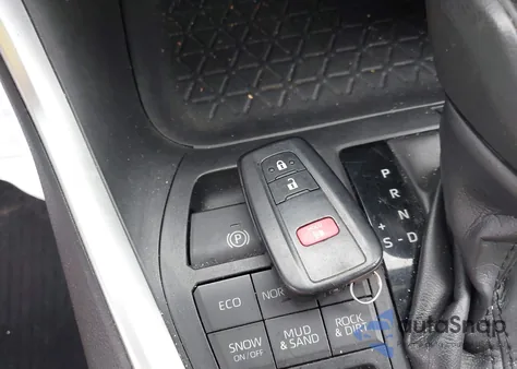 2020 Toyota Rav4 Xle из США, поврежденный, VIN JTMP1RFV8LJ033488